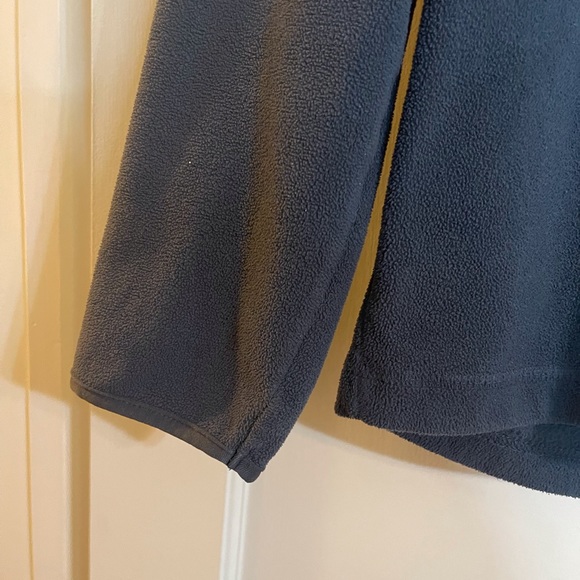 Old Navy Gray Fleece Hoodie - Picture 2 of 3